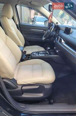 Внедорожник / Кроссовер Mazda CX-5 2017 в 