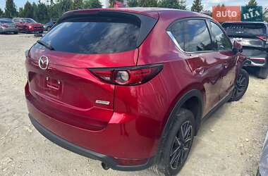 Позашляховик / Кросовер Mazda CX-5 2018 в 