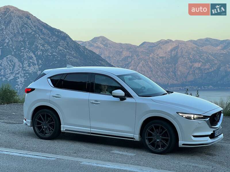 Внедорожник / Кроссовер Mazda CX-5 2019 в Черновцах