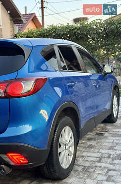 Позашляховик / Кросовер Mazda CX-5 2012 в 