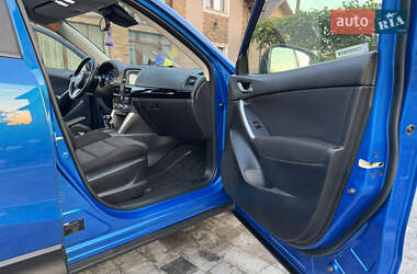 Позашляховик / Кросовер Mazda CX-5 2012 в 
