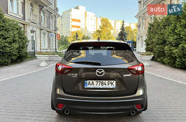 Позашляховик / Кросовер Mazda CX-5 2016 в 