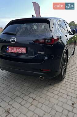 Позашляховик / Кросовер Mazda CX-5 2024 в 