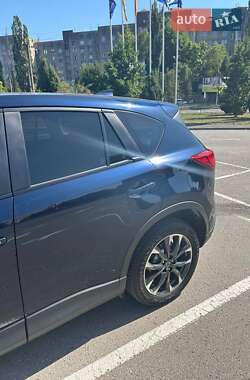 Внедорожник / Кроссовер Mazda CX-5 2015 в 