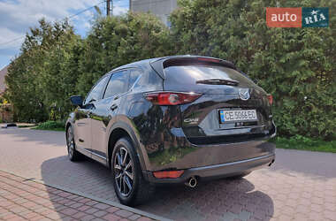 Позашляховик / Кросовер Mazda CX-5 2017 в 