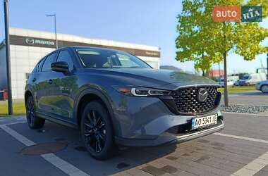 Позашляховик / Кросовер Mazda CX-5 2024 в 