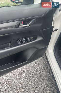 Позашляховик / Кросовер Mazda CX-5 2021 в 