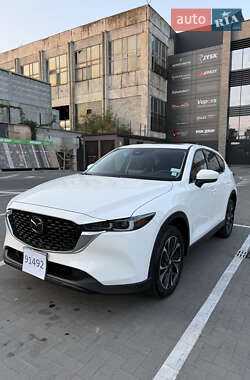 Позашляховик / Кросовер Mazda CX-5 2022 в 