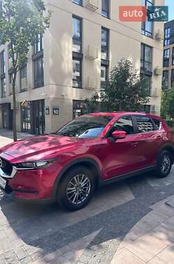 Позашляховик / Кросовер Mazda CX-5 2017 в Києві