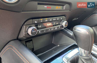 Внедорожник / Кроссовер Mazda CX-5 2023 в 