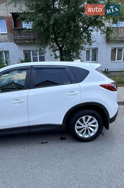 Позашляховик / Кросовер Mazda CX-5 2013 в 