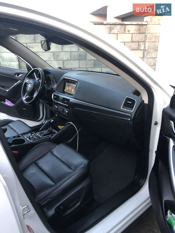 Внедорожник / Кроссовер Mazda CX-5 2015 в Ровно