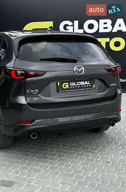 Позашляховик / Кросовер Mazda CX-5 2024 в 