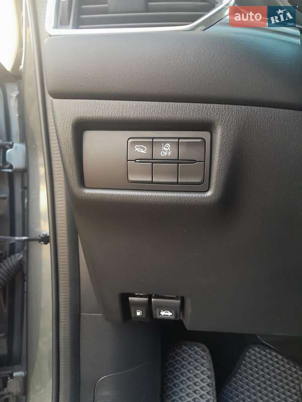 Внедорожник / Кроссовер Mazda CX-5 2022 в Киеве