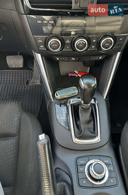 Позашляховик / Кросовер Mazda CX-5 2014 в 