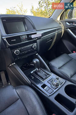 Внедорожник / Кроссовер Mazda CX-5 2015 в 