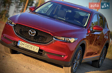 Позашляховик / Кросовер Mazda CX-5 2019 в 