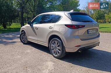 Позашляховик / Кросовер Mazda CX-5 2023 в 