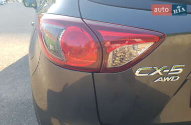 Внедорожник / Кроссовер Mazda CX-5 2015 в 