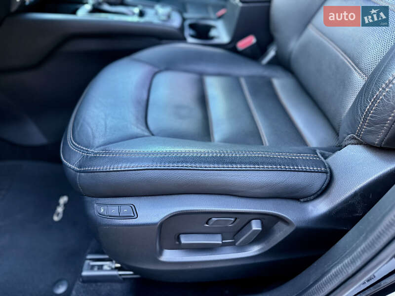 Внедорожник / Кроссовер Mazda CX-5 2022 в Черновцах