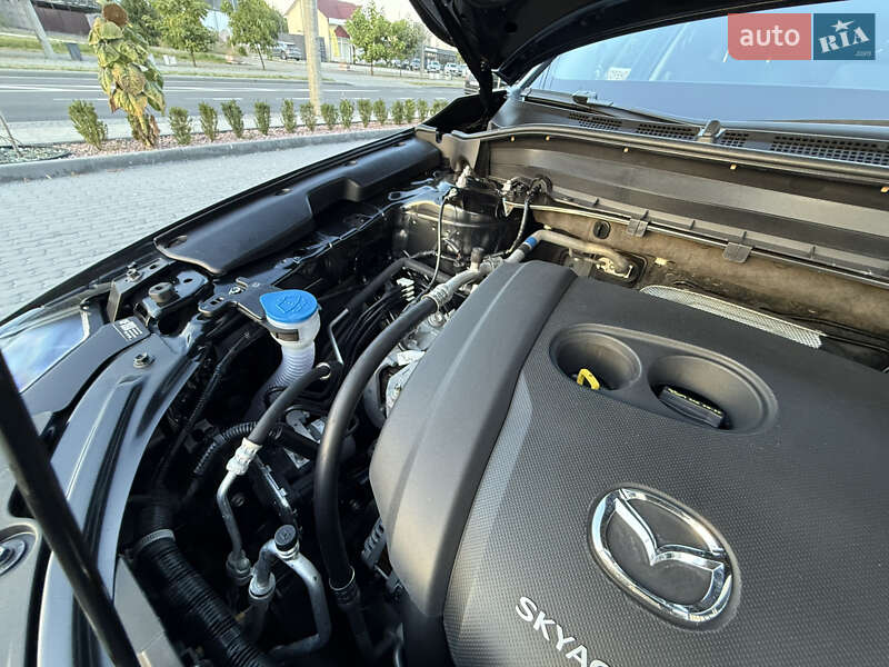 Внедорожник / Кроссовер Mazda CX-5 2022 в Черновцах