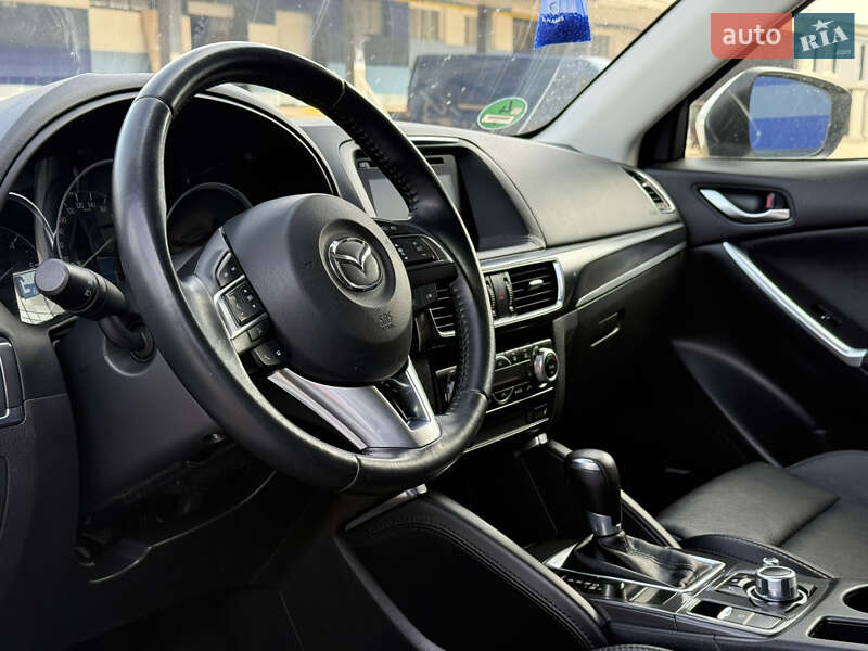 Позашляховик / Кросовер Mazda CX-5 2016 в Рівному