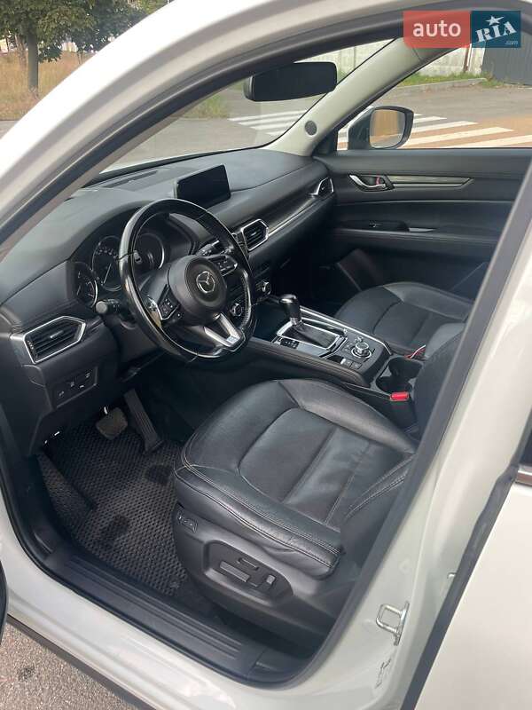 Внедорожник / Кроссовер Mazda CX-5 2017 в Киеве фото 11 Внедорожник / Кроссовер Mazda CX-5 2017 в Киеве