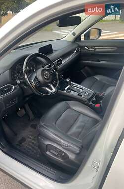 Внедорожник / Кроссовер Mazda CX-5 2017 в 