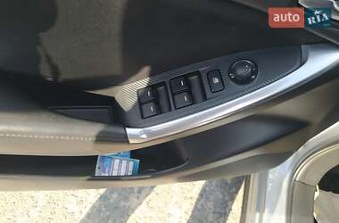 Позашляховик / Кросовер Mazda CX-5 2016 в 