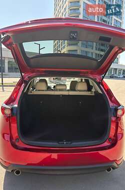 Позашляховик / Кросовер Mazda CX-5 2019 в 