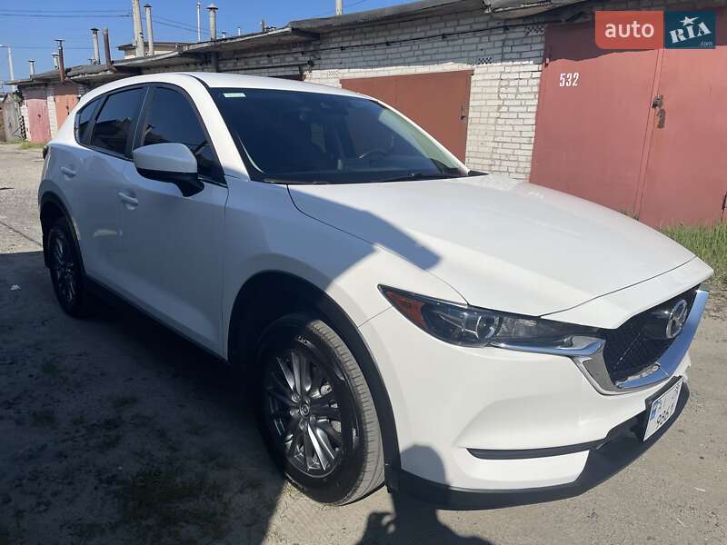 Позашляховик / Кросовер Mazda CX-5 2017 в Українці