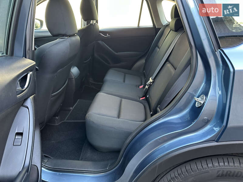 Внедорожник / Кроссовер Mazda CX-5 2016 в Киеве