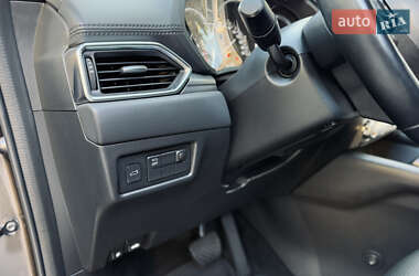 Позашляховик / Кросовер Mazda CX-5 2017 в 