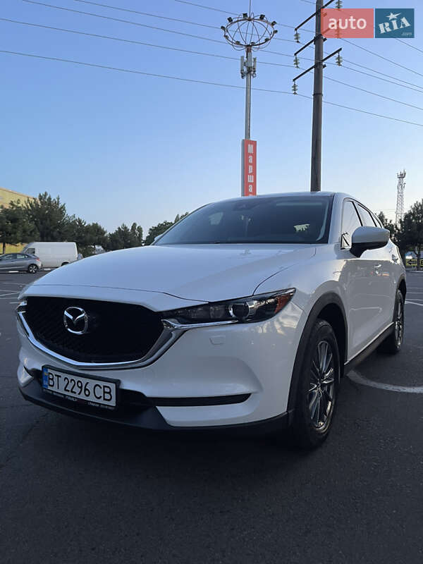 Внедорожник / Кроссовер Mazda CX-5 2017 в Одессе фото Внедорожник / Кроссовер Mazda CX-5 2017 в Одессе