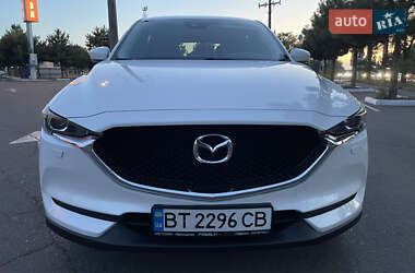 Внедорожник / Кроссовер Mazda CX-5 2017 в 