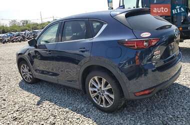 Позашляховик / Кросовер Mazda CX-5 2019 в 