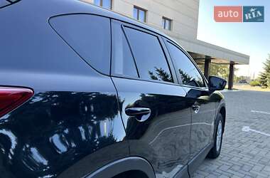 Позашляховик / Кросовер Mazda CX-5 2013 в 