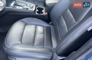 Позашляховик / Кросовер Mazda CX-5 2020 в 