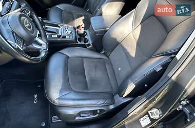 Позашляховик / Кросовер Mazda CX-5 2022 в 
