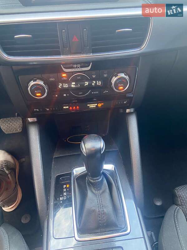Внедорожник / Кроссовер Mazda CX-5 2016 в Гадяче
