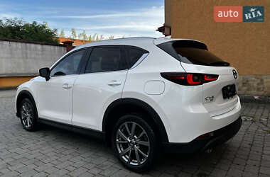 Позашляховик / Кросовер Mazda CX-5 2022 в 