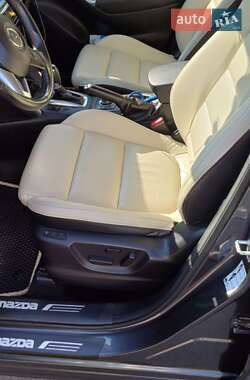 Позашляховик / Кросовер Mazda CX-5 2014 в 