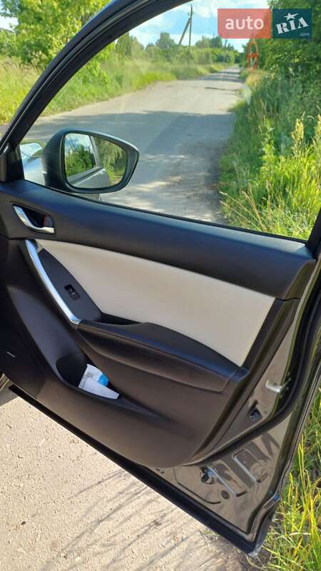 Позашляховик / Кросовер Mazda CX-5 2014 в Мені