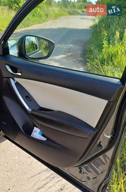Позашляховик / Кросовер Mazda CX-5 2014 в 
