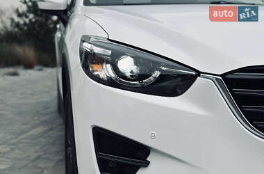 Позашляховик / Кросовер Mazda CX-5 2015 в 