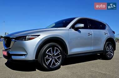 Позашляховик / Кросовер Mazda CX-5 2017 в 
