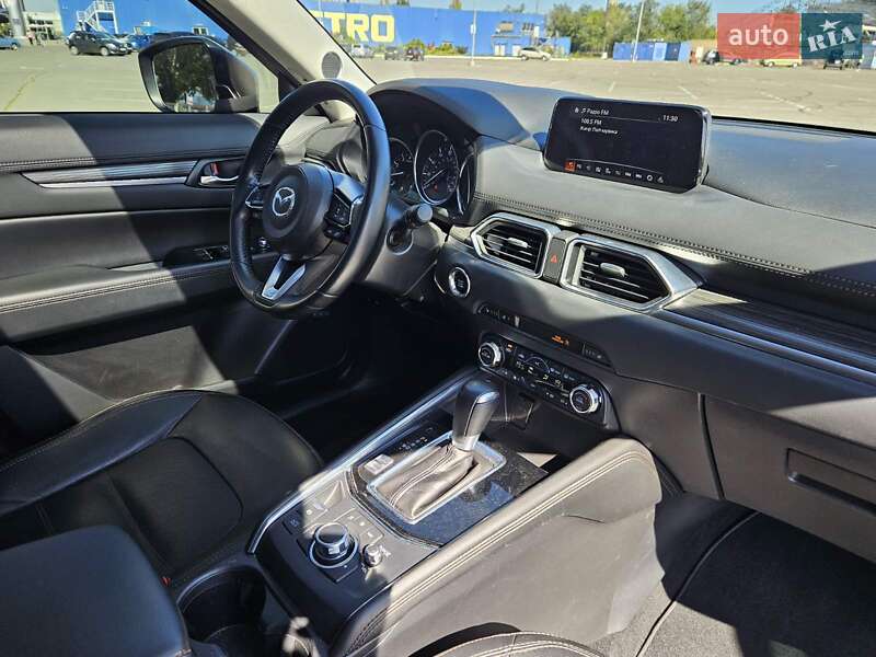 Позашляховик / Кросовер Mazda CX-5 2017 в Дніпрі