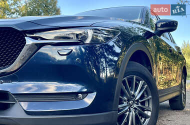 Позашляховик / Кросовер Mazda CX-5 2019 в 