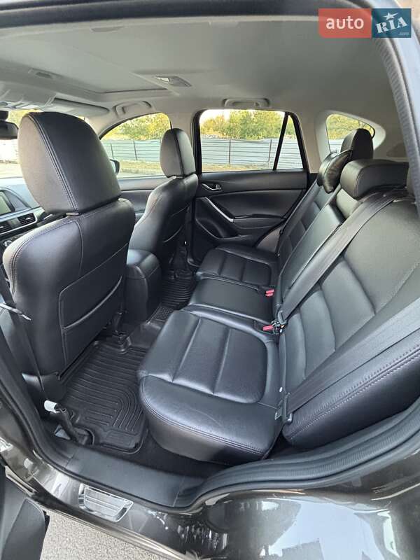 Позашляховик / Кросовер Mazda CX-5 2016 в Дніпрі