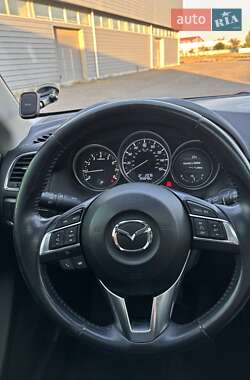 Позашляховик / Кросовер Mazda CX-5 2016 в 